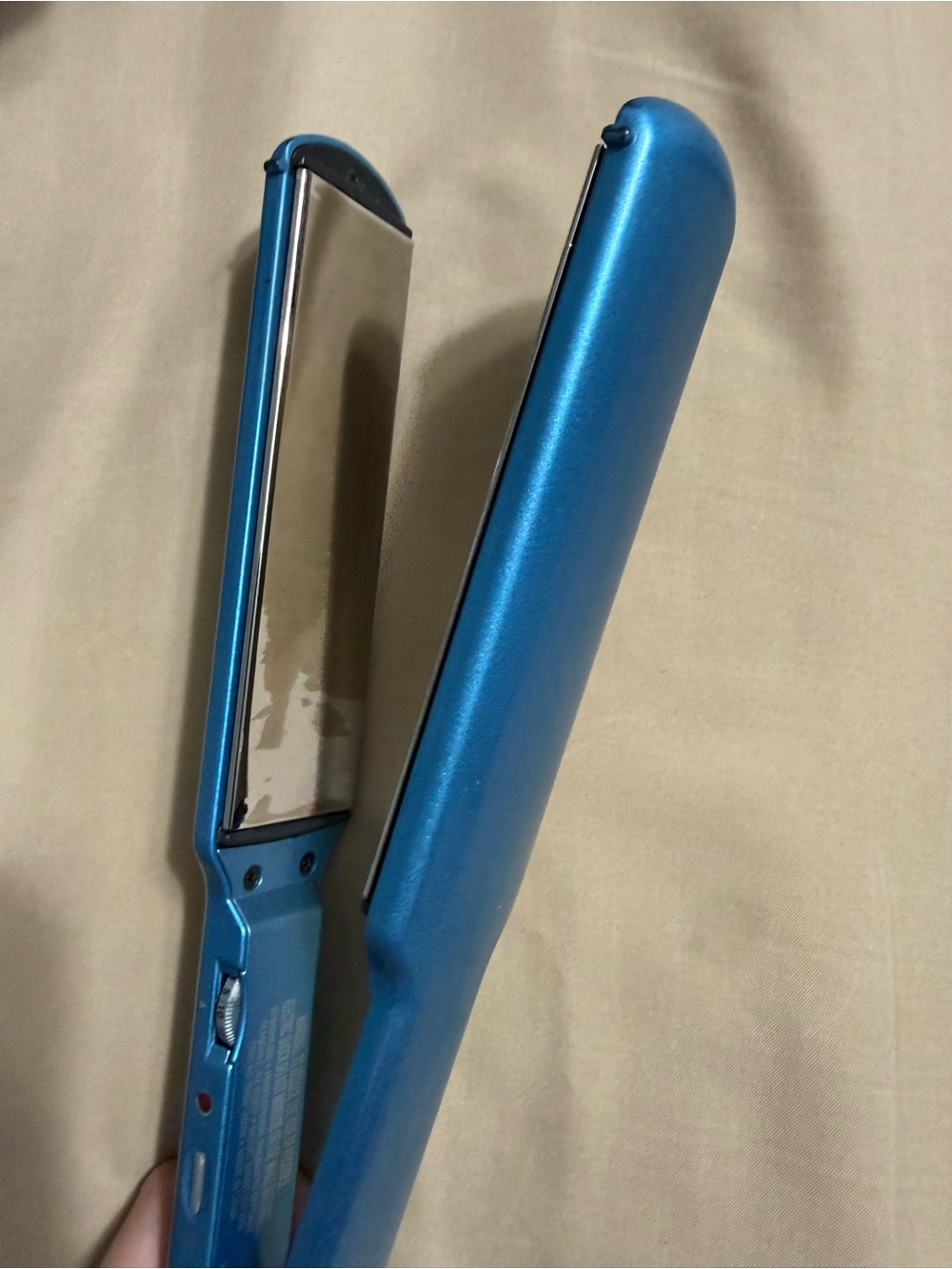 Babyliss hair straightener